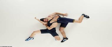 高性能运动地面材料研发